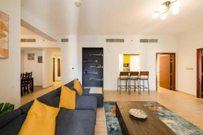 2br vacation home with pool, gym and beach access